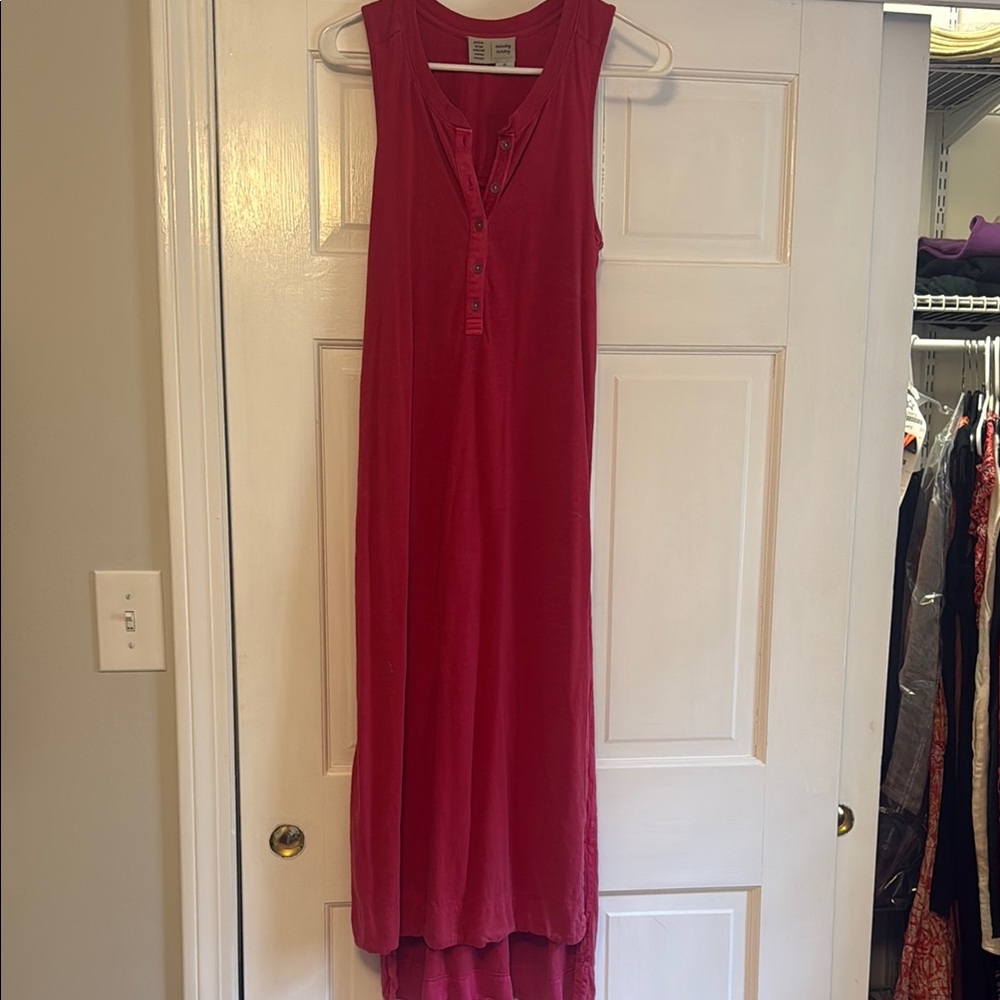 Reddish/ Pink Sleeveless maxi dress
Sz XS